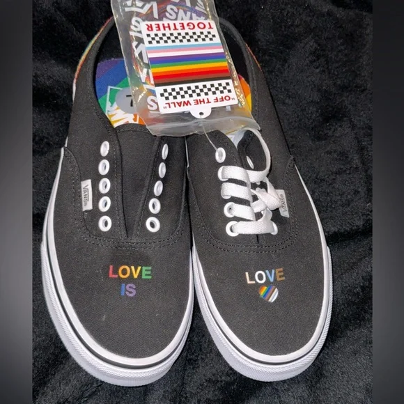 Vans Pride Collection New Love is Love Shoes Men Rainbow Black! Unisex - Picture 15 of 15